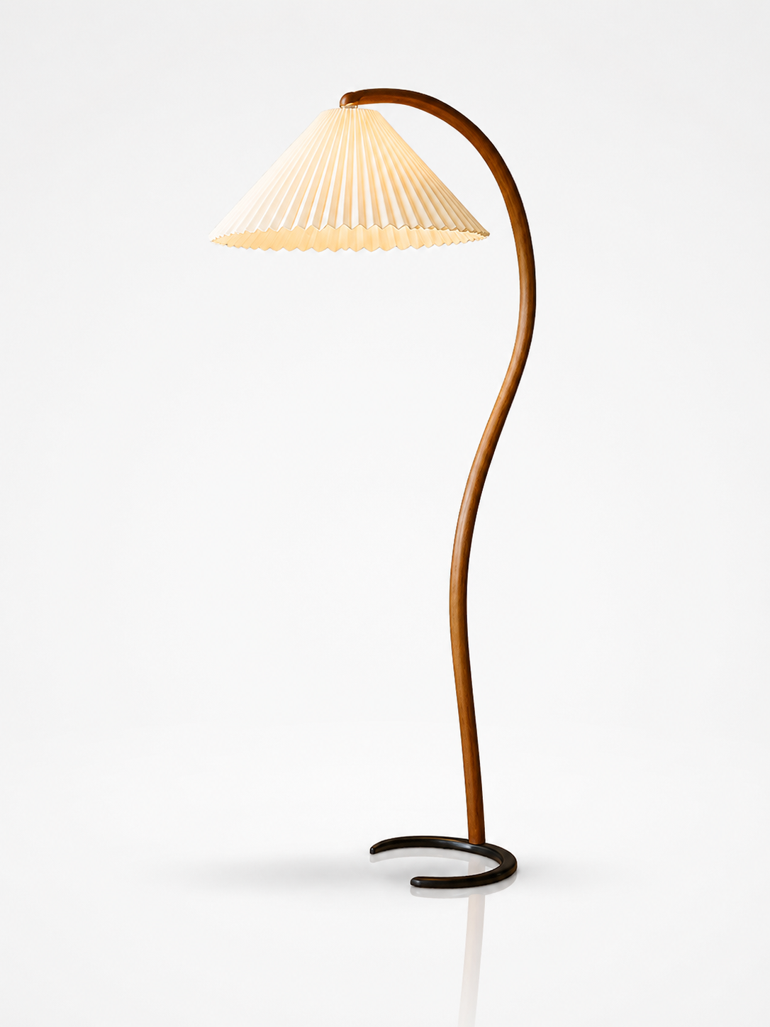 Lampadaire Lina en bois de hêtre