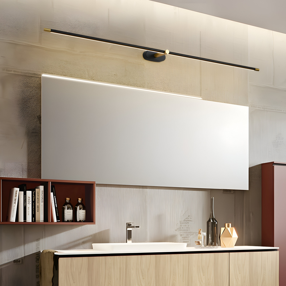 Applique murale LED noire au-dessus d'un grand miroir